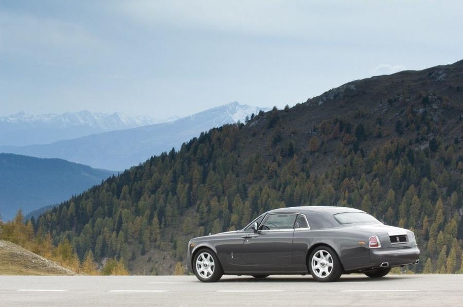  Rolls-Royce Phantom Coupe 2008 года  (фото 62 из 134)